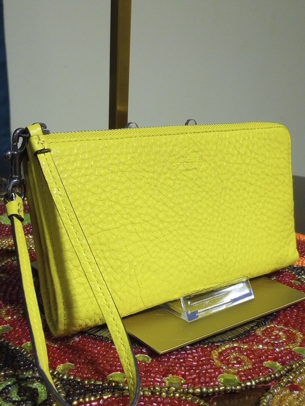 Coach Leather Wristlet Yellow - Picture 3 of 16